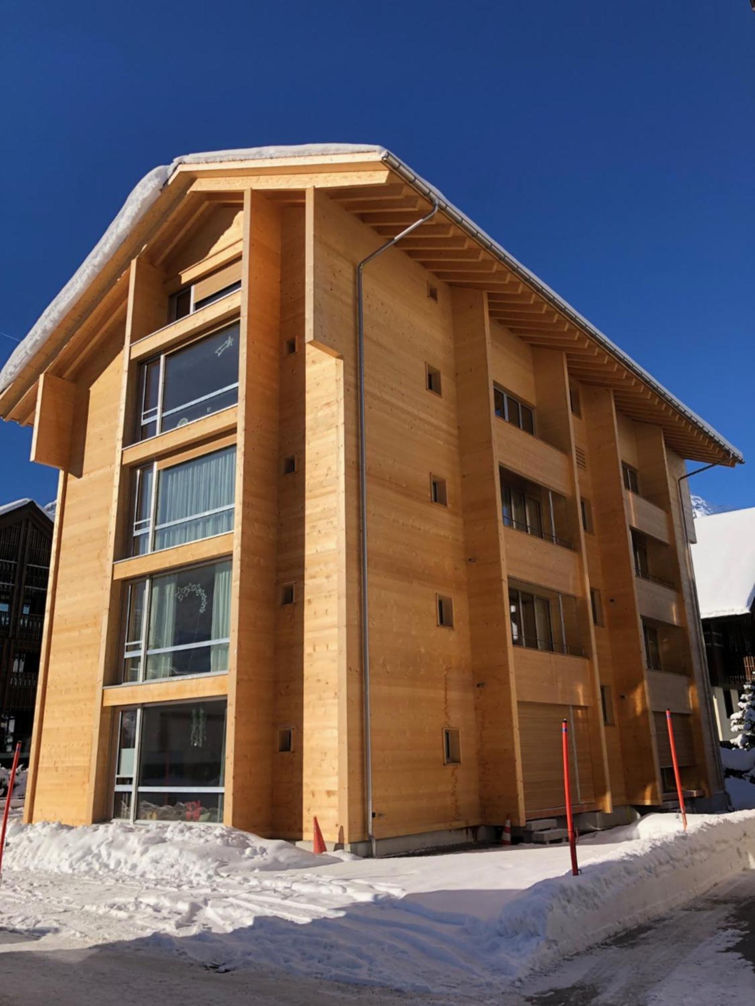Mondholz Ferienwohnung Andermatt Bagian luar foto