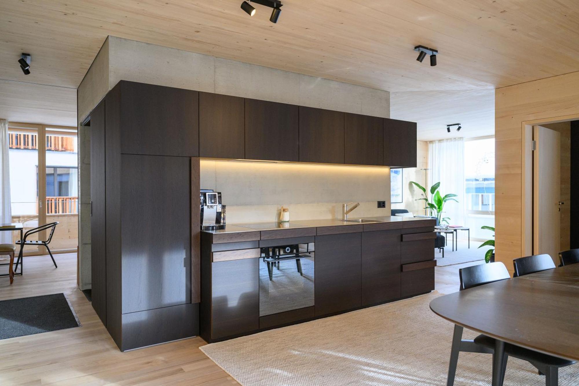 Mondholz Ferienwohnung Andermatt Bagian luar foto
